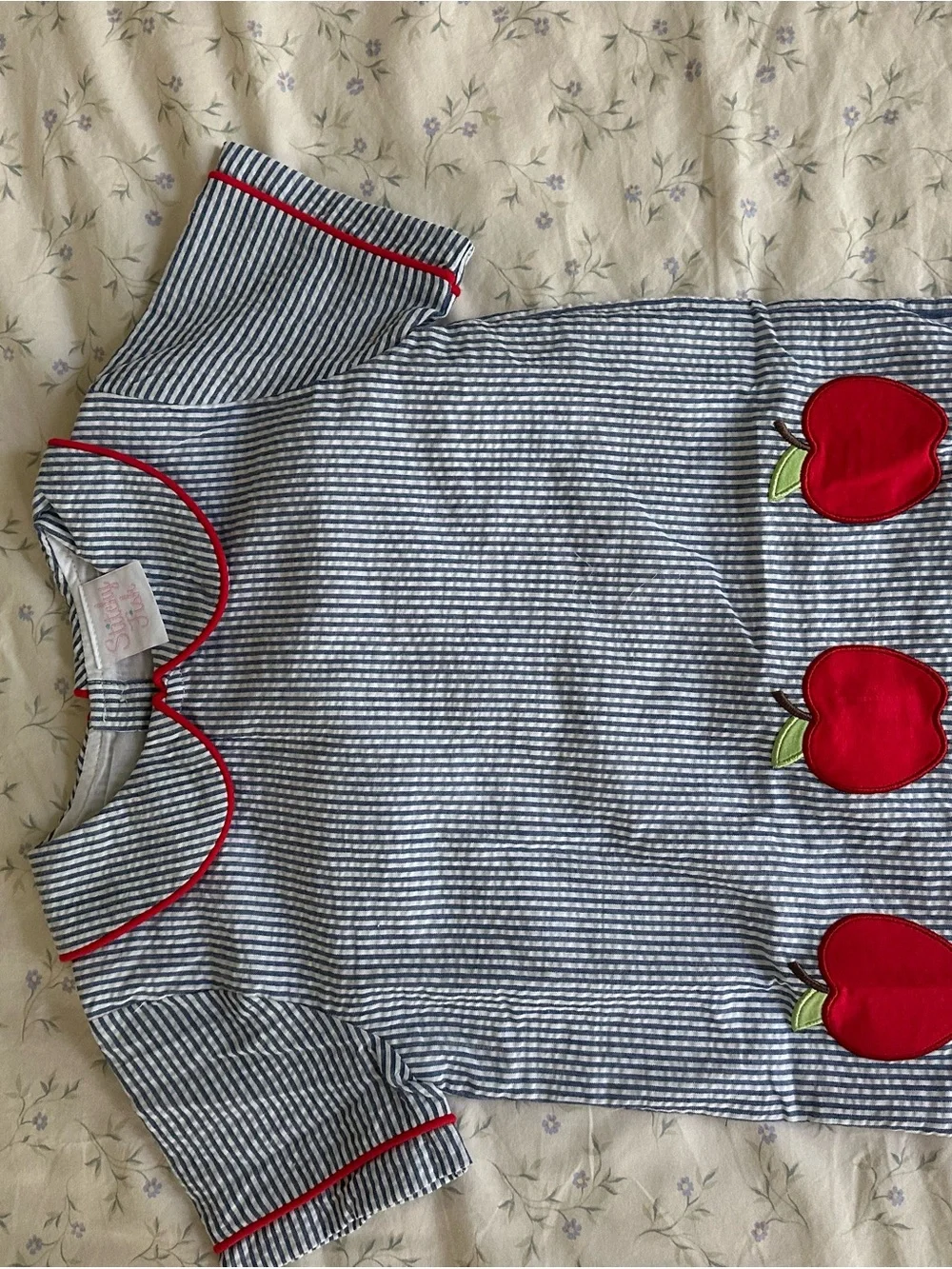 NWT Stitchy Fish Toddler Boy Apple Appliqué Matching Set in Red and Blue